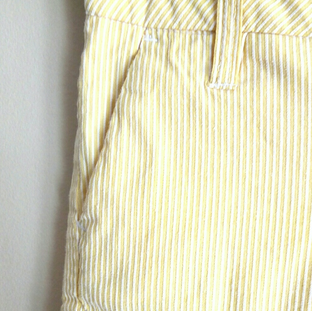 🔥 NWOT HURLEY Seersucker Shorts - Daffodil 🔥